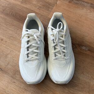 New Balance White Athletic Running Shoes